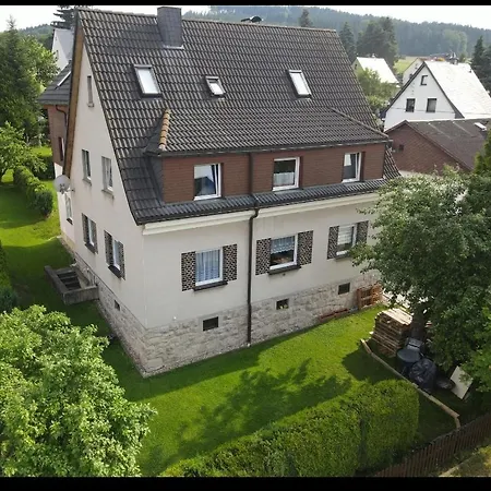 Appartement Am Sachsenstein - Zum Skiflieger Bernsbach